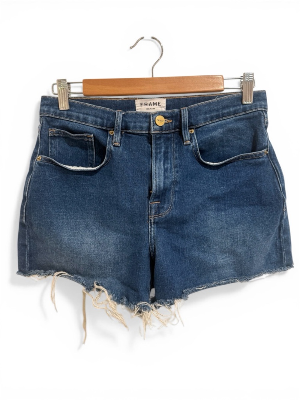 Frame le Bridgette denim shorts in longwater wash